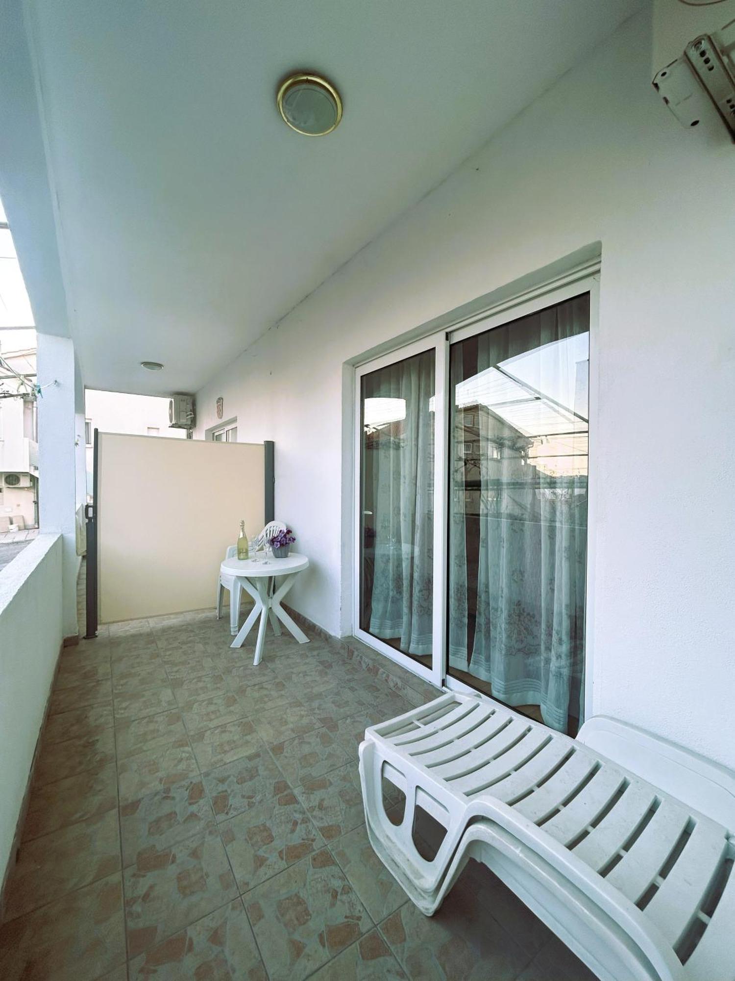 Apartments Valjan Trogir Buitenkant foto