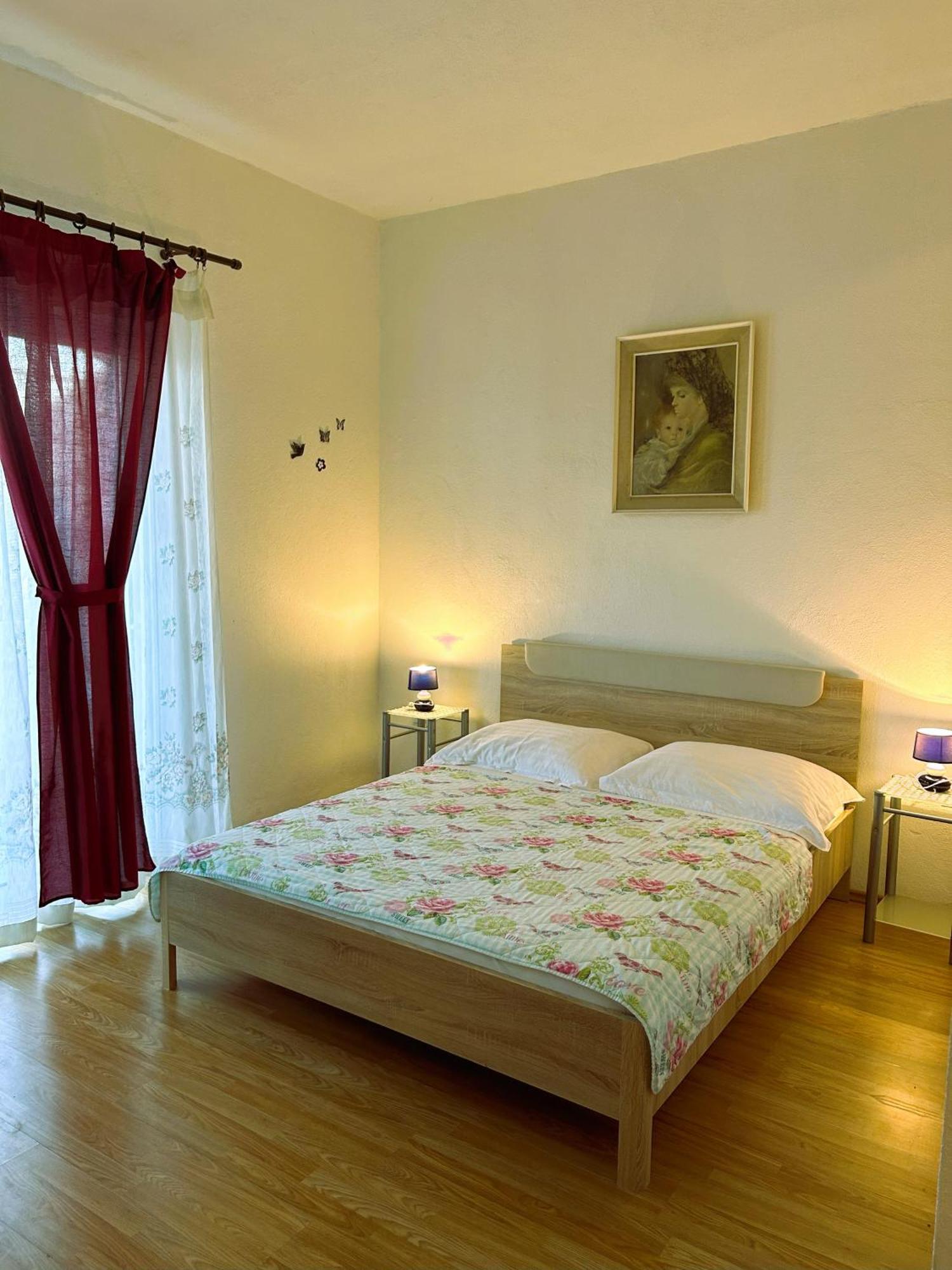 Apartments Valjan Trogir Buitenkant foto