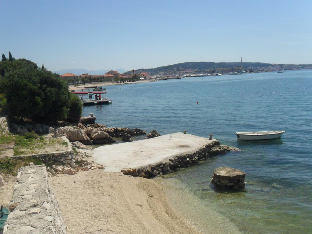 Apartments Valjan Trogir Buitenkant foto