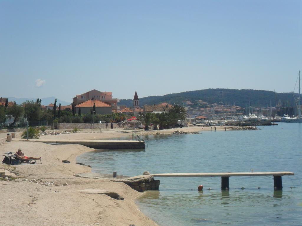Apartments Valjan Trogir Buitenkant foto