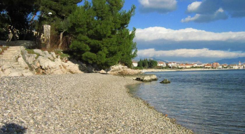 Apartments Valjan Trogir Buitenkant foto